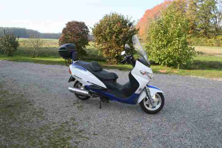 Suzuki Burgman 400 AN