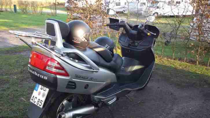 Suzuki Burgman 400 cc Roller Kilometerstand 29530