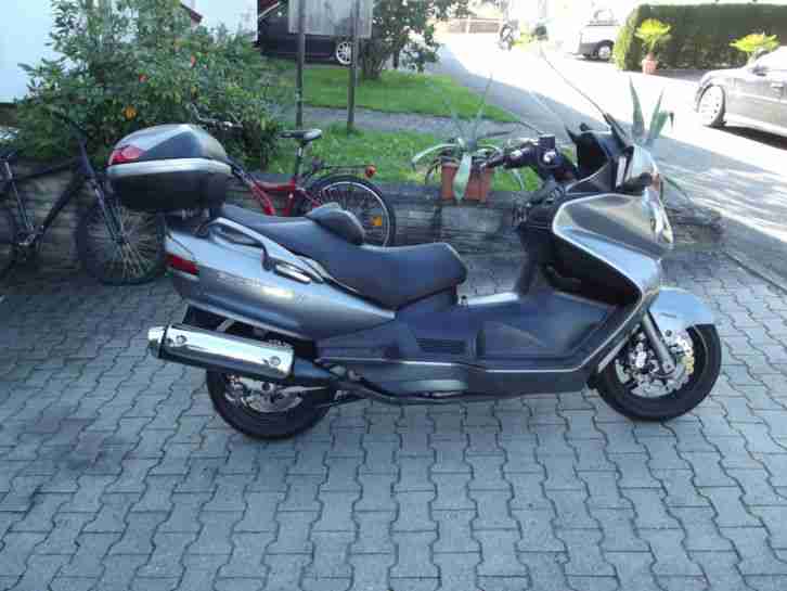 Suzuki Burgman 650 Executive