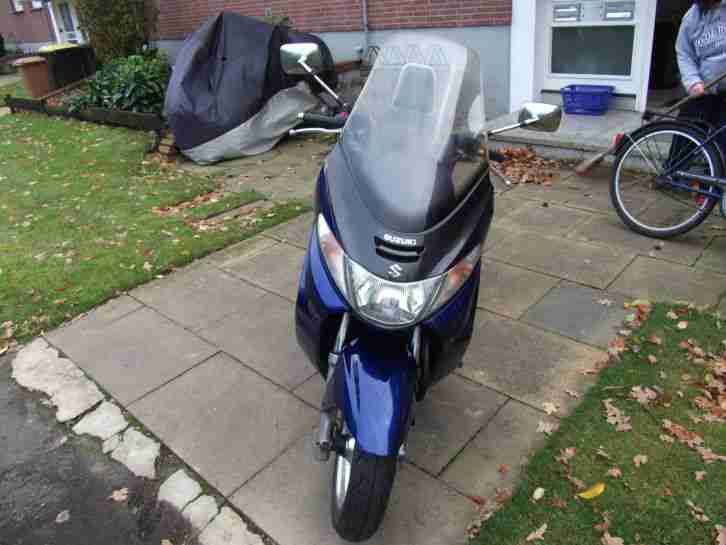 Suzuki Burgman AN 250 TÜV 0972017, Laufleitung 23214 Kilometer!!!