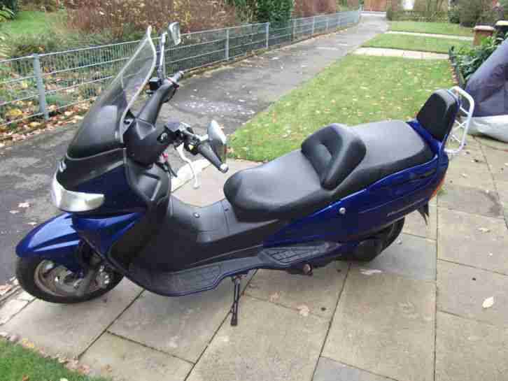 Suzuki Burgman AN 250 TÜV 0972017, Laufleitung 23214 Kilometer!!!