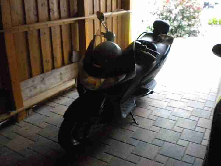 Burgman AN 400