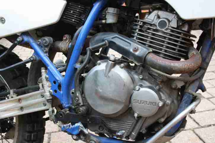 Suzuki DR 350