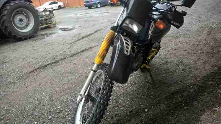 Suzuki DR 600 SN41 A Enduro Motocross Sebring 33kw TÜV 04/16