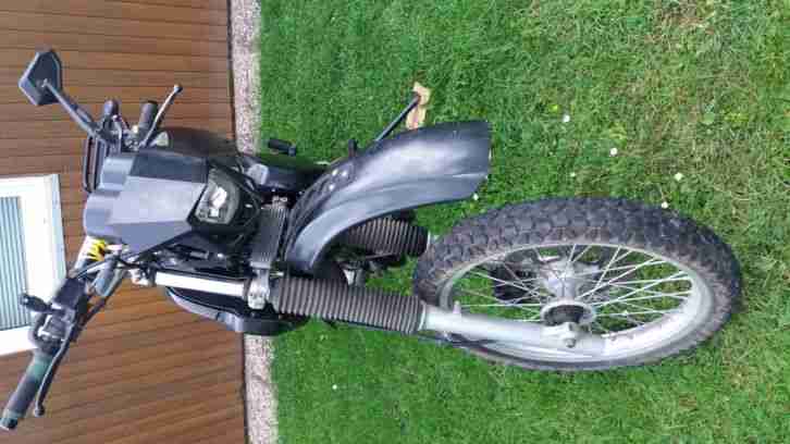 Suzuki DR 650R SP44B