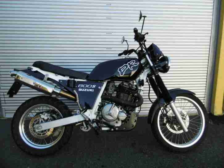 Suzuki DR 800 !!!!!Scramblerneuaufbau!!!!! im Stil der 80er
