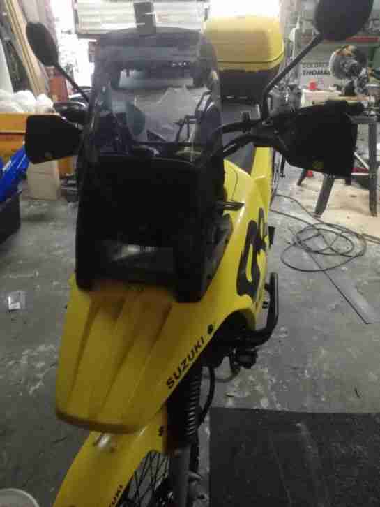Suzuki DR 800