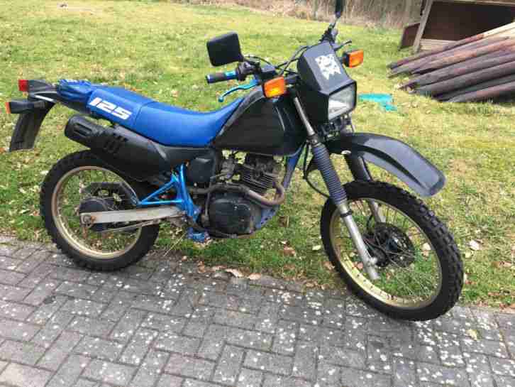 Suzuki DR125 SF43 B, Reifen neu , Bastlerfahrzeug
