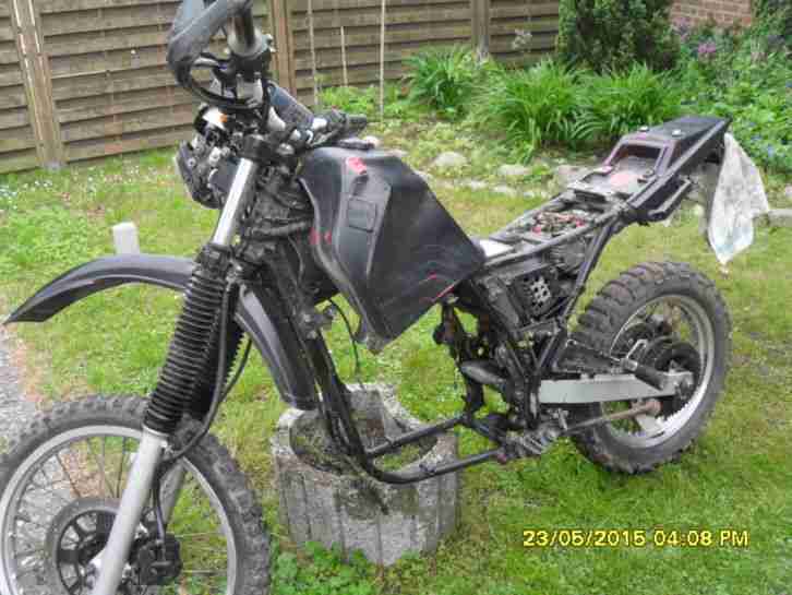 Suzuki DR650 RSU BJ. 1990 an Bastler ohne Motor