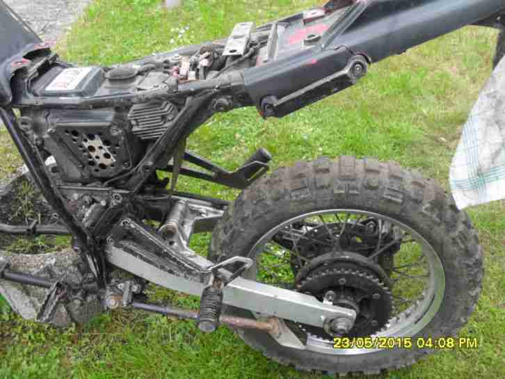Suzuki DR650 RSU BJ. 1990 an Bastler ohne Motor