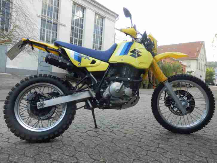 DR650RE (SP45B) Topzustand