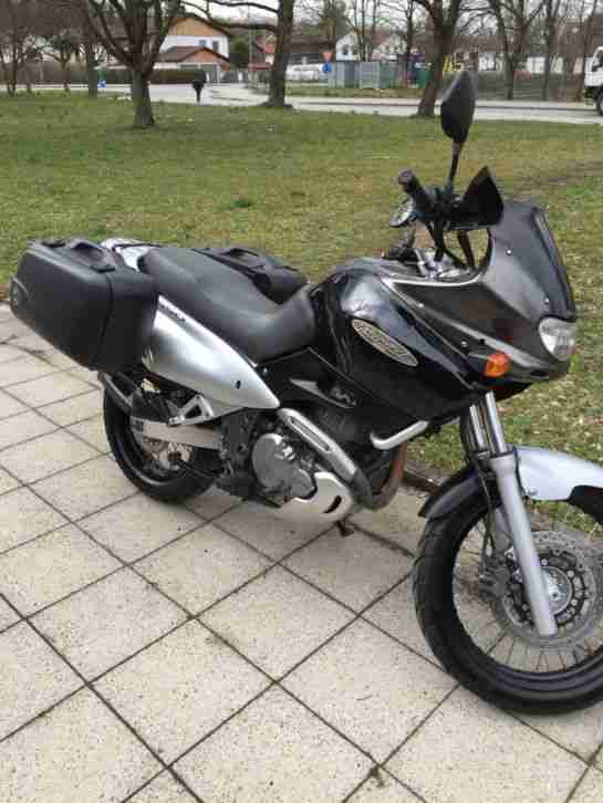 Suzuki Freewind XF 650