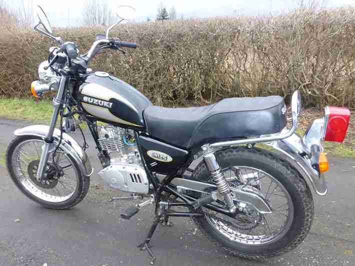 Suzuki GN 125 kleiner Kultchopper, mit 16 Jahren FS-Klasse A1 stilvoll cruisen