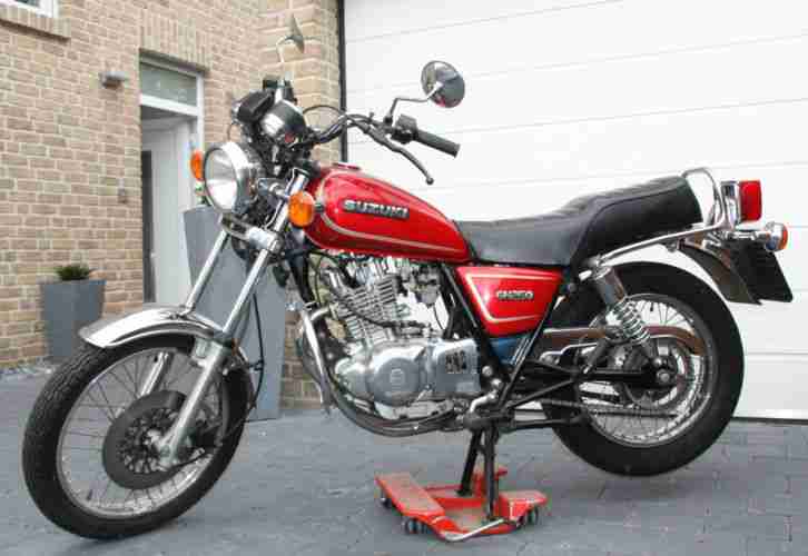 Suzuki GN 250 - KEIN Unfallmotorrad!