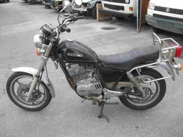 Suzuki GN 400 mit TÜV bis 09 - 2014 Brief und Schlüssel der Motor läuft