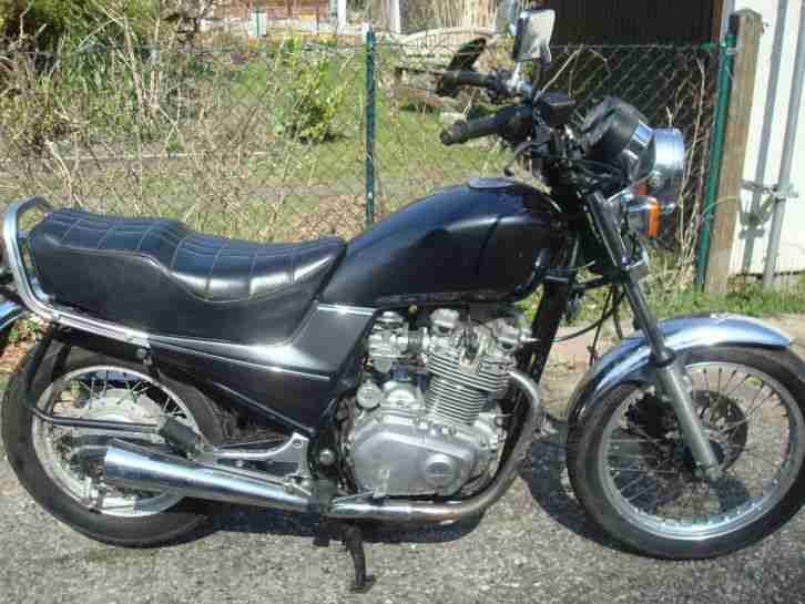 Suzuki GR 650 mit neuen TÜV