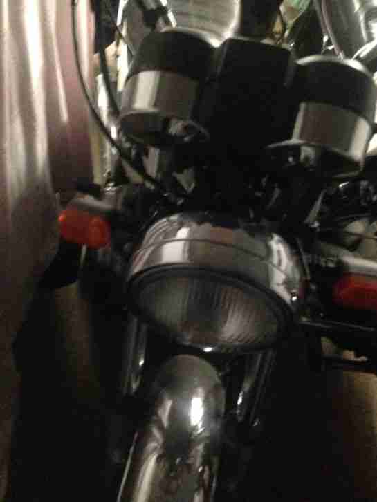 Suzuki GR650, Basis, Umbau, Scrambler,