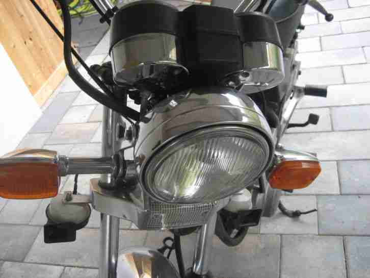 Suzuki GR650 Klassiker , Bj.1985 , Motor läuft Schlüssel + Papiere z. Aufbau