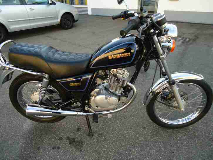 Suzuki GS 125 neuwertiger Zustand