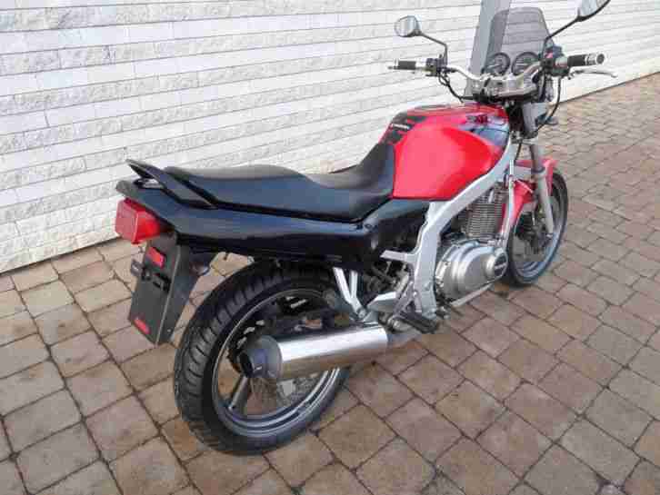 Suzuki GS 500 E