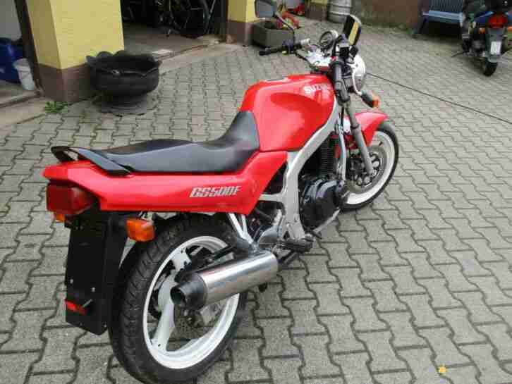 Suzuki GS 500 E Motorrad mit erst 15388 Km Baujahr 1993 fahrbereit ohne TÜV