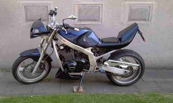 Suzuki GS 500 E Streetfighter Umbau Fighter Motorrad