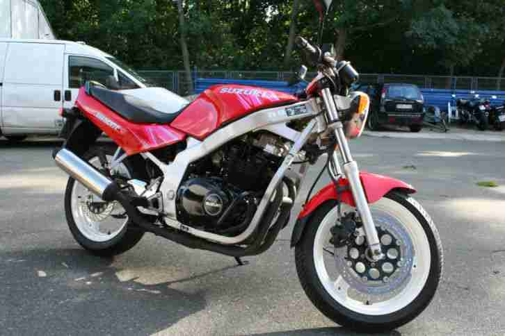 Suzuki GS 500 E im Top Zustand und original 13400 Km gelaufen
