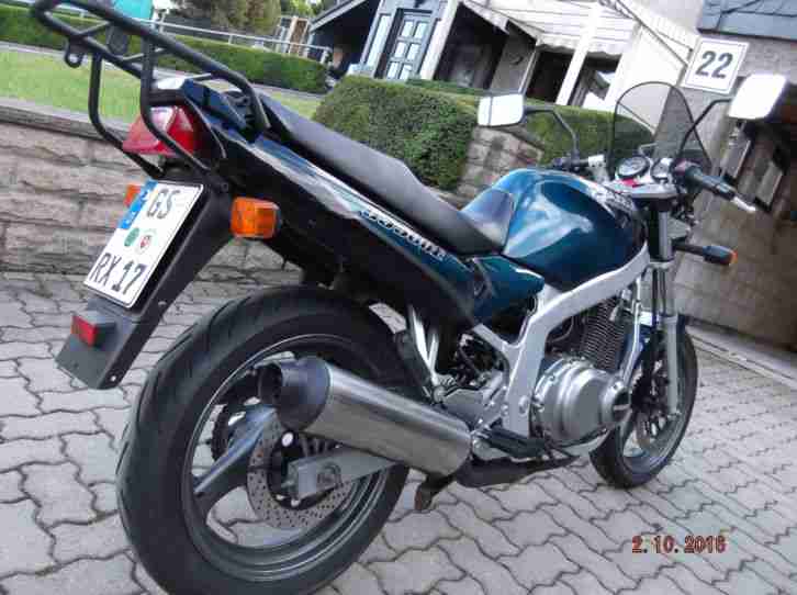 Suzuki GS 500 E in einem Top Zustand- Kilometerstand 21600 Km-Reifen-neu 09.2016