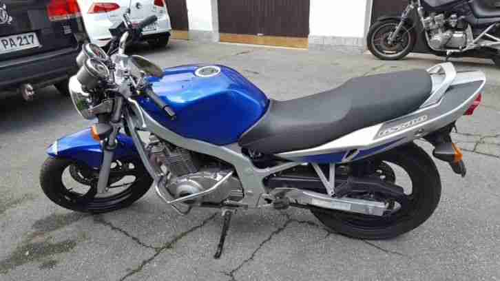 Suzuki GS 500 E mit 25000 km 25 KW