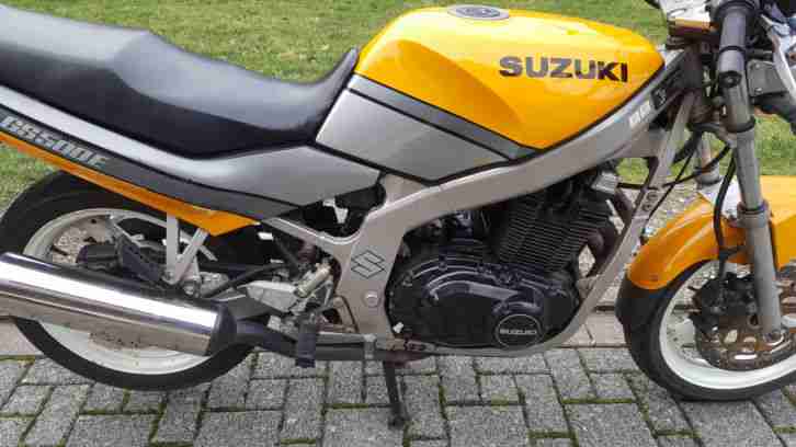 Suzuki GS 500 E