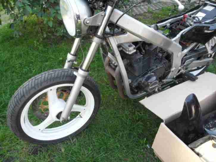 Suzuki GS 500 Ersatzteilspender Motor Getriebe Telegabel