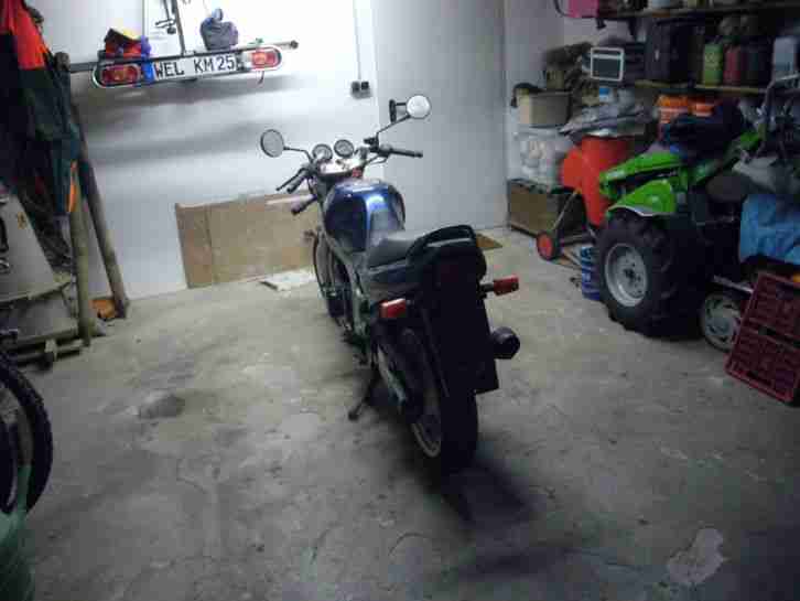 Suzuki GS 500 (nicht fahrbereit) Bj. 95 inkl. Abdeckplane