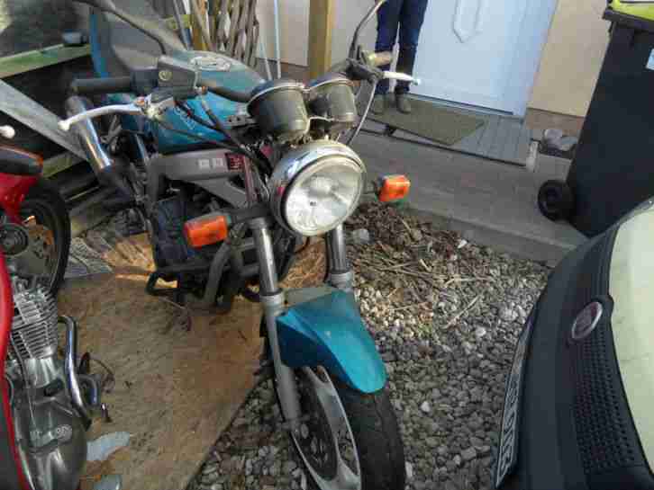 Suzuki GS500E Ezl.: 16.05.1995 55.000 km Bastlerfahrzeug