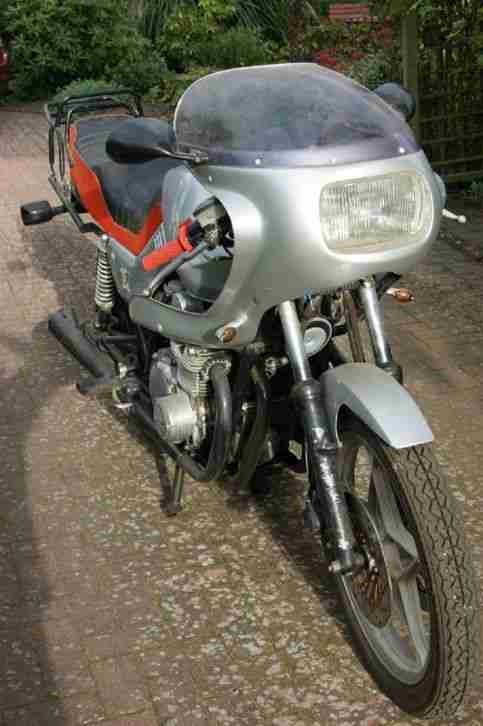 Suzuki GS550 (M) Katana