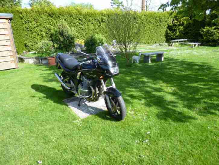 Suzuki GSF 600 S Bandit, Schwarz, GN77B, 57 KW