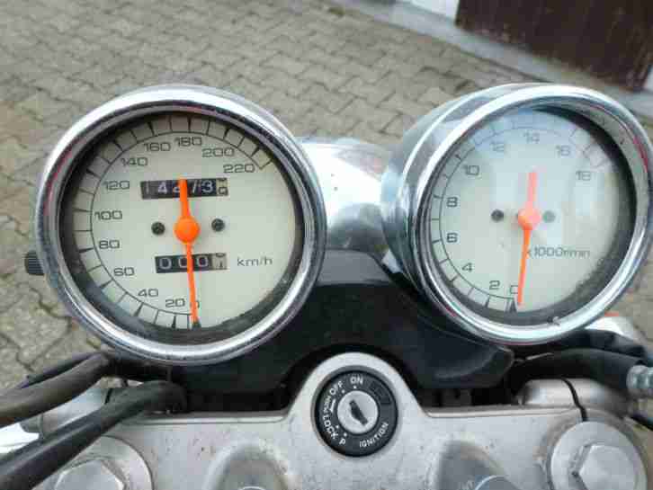 Suzuki GSF Bandit 400