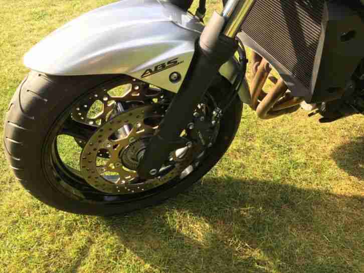 Suzuki GSR 600 ABS EZ. 2010 Top Zustand, 10550 Km, Service Neu, sehr gepflegt