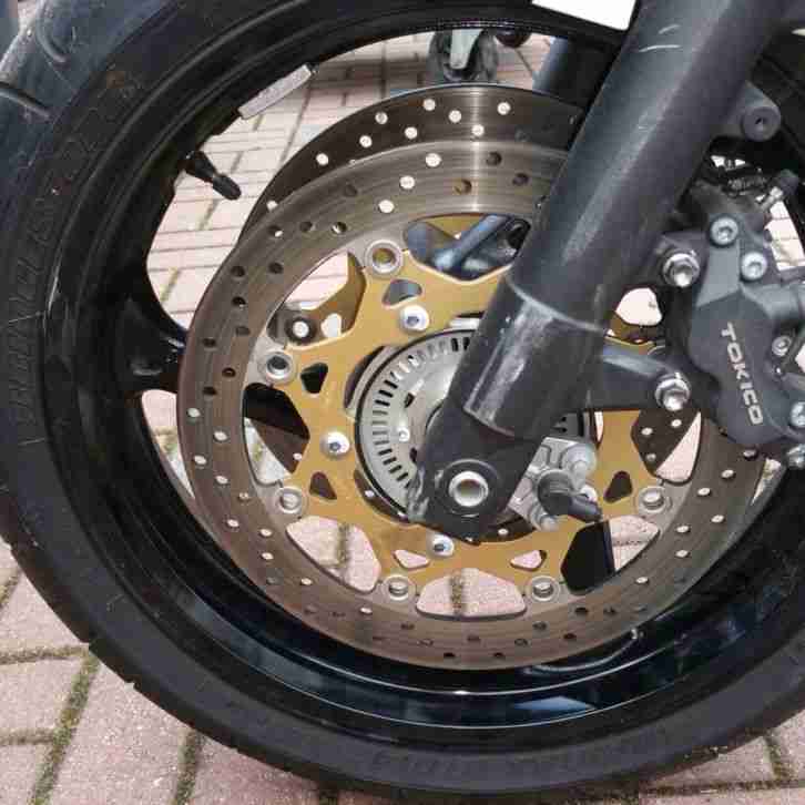 Suzuki GSR600 EZ: 10/2008, wenig km