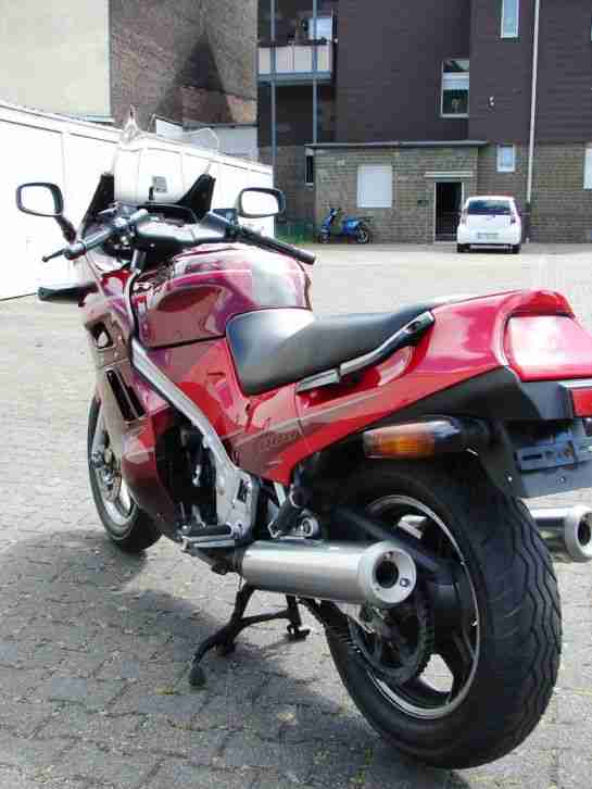 Suzuki GSX 1100 F Guter Zustand von 97 TÜV neu keine 30tkm gelaufen