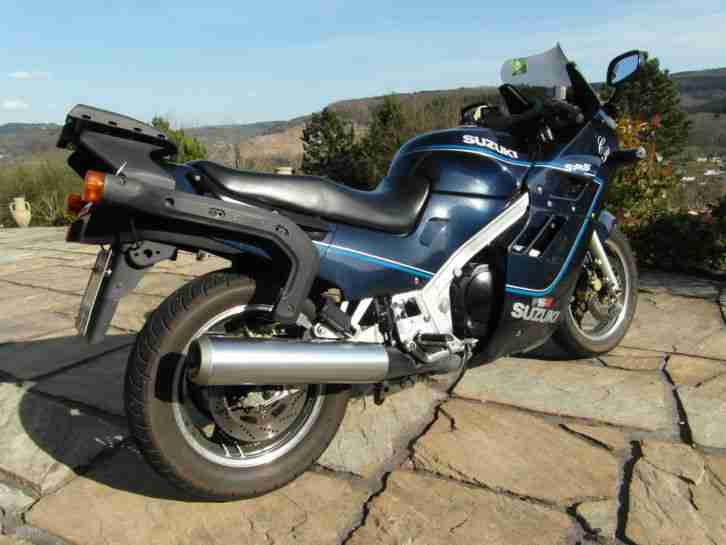 Suzuki GSX 1100 F - Unfallfrei - TÜV neu - 2. HD. - 64876 KM - TOP-Zustand
