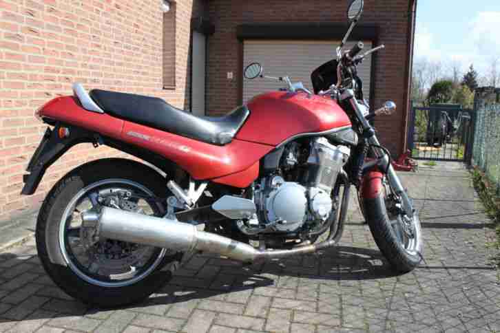 Suzuki GSX 1100