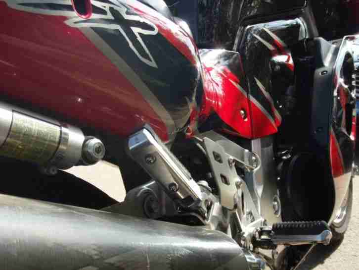 Suzuki GSX 1100 R 1Hand