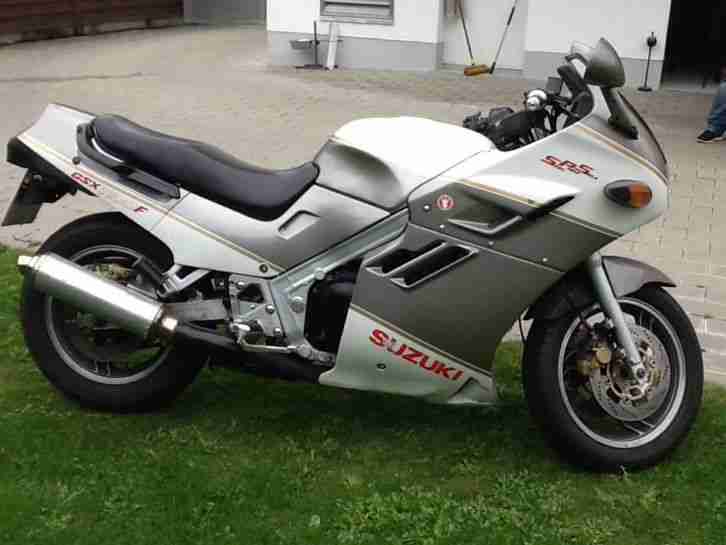 Suzuki GSX 1100 f