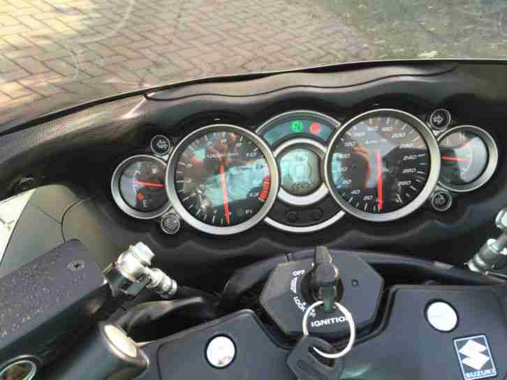 Suzuki GSX 1300 R Hayabusa EZ 2009 Aus 1.Hand Nur 22258 Km Tüv Neu