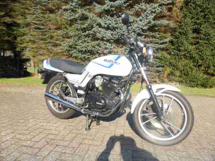 Suzuki GSX 400 E GK 53 C Motorrad