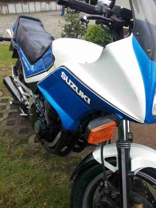 Suzuki GSX 550