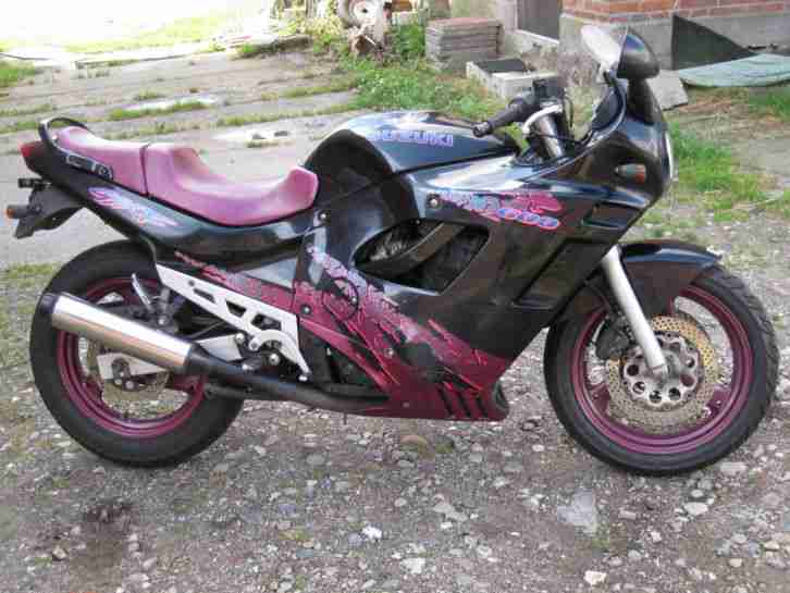 Suzuki GSX 600 F