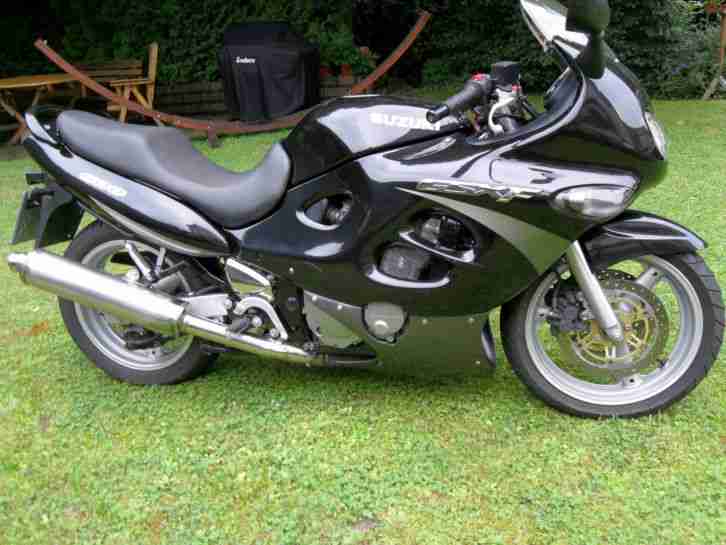 Suzuki GSX 600 F TOP Zustand. Org: 11500km.