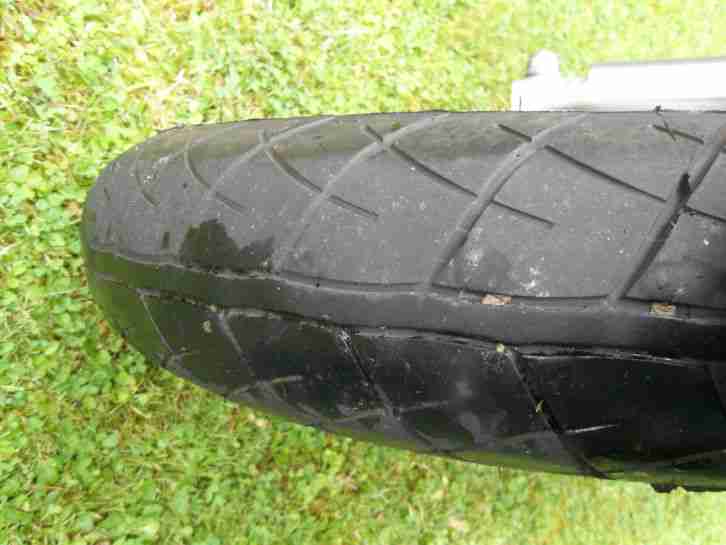 Suzuki GSX 600 F TOP Zustand. Org: 11500km.