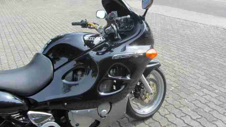 Suzuki GSX 600 F Typ AJ
